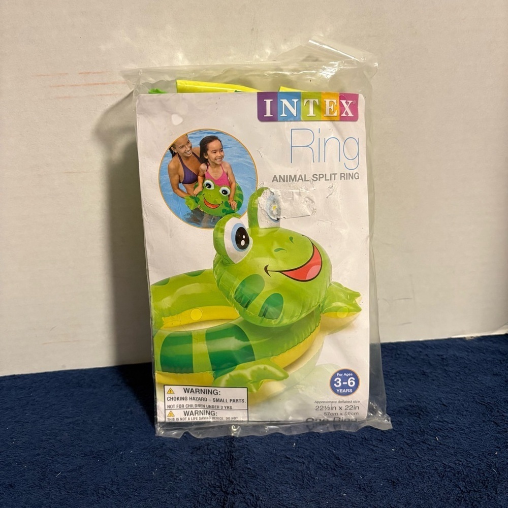 Intex 59220EP Frog Split Swim Ring New Sealed Green Kids Pool Floatie 22 1/2X22